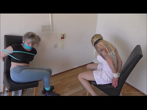 ❤️ Bağımlı / bağlı ve ağzı tıkalı / sıkıntı içinde küçük hanım Ev yapımı porno pornoda tr.kanalmoscow.ru
