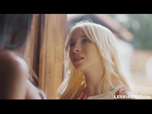 ❤️ Kız birkaç ay sonra eve gelir ve üvey annesinin amını yemeye başlar Ev yapımı porno pornoda tr.kanalmoscow.ru