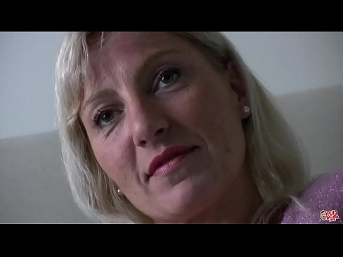 ❤️ Hepimizin becerdiği anne... Hanımefendi, kendinize gelin! Ev yapımı porno pornoda tr.kanalmoscow.ru
